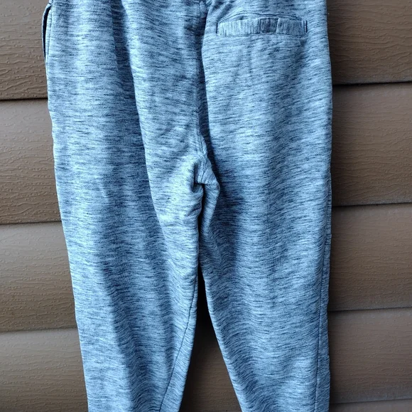 Joggers - Picture 6 of 9